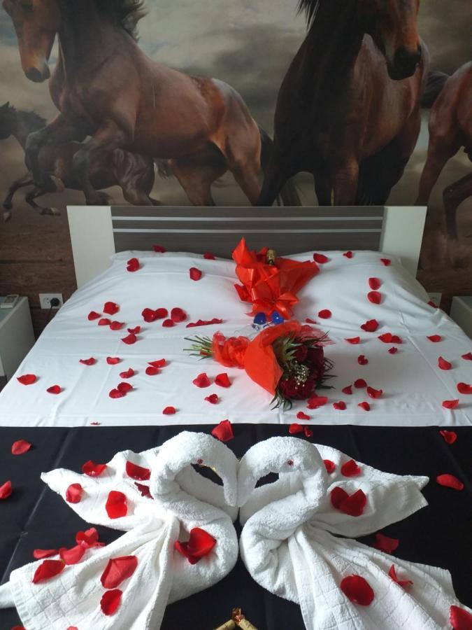 Hotel Hobby Hunedoara Dış mekan fotoğraf