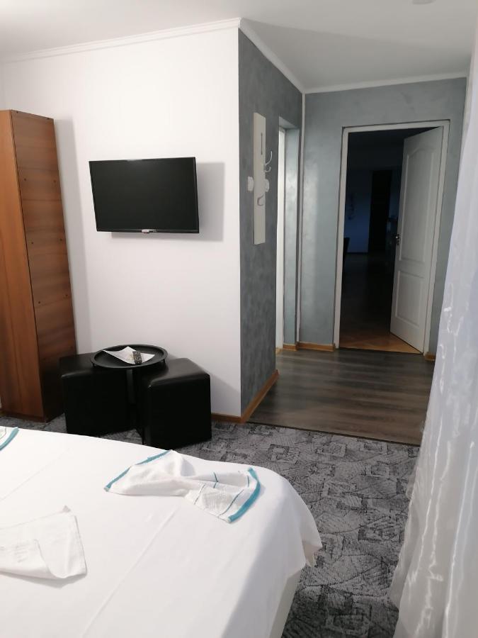 Hotel Hobby Hunedoara Dış mekan fotoğraf