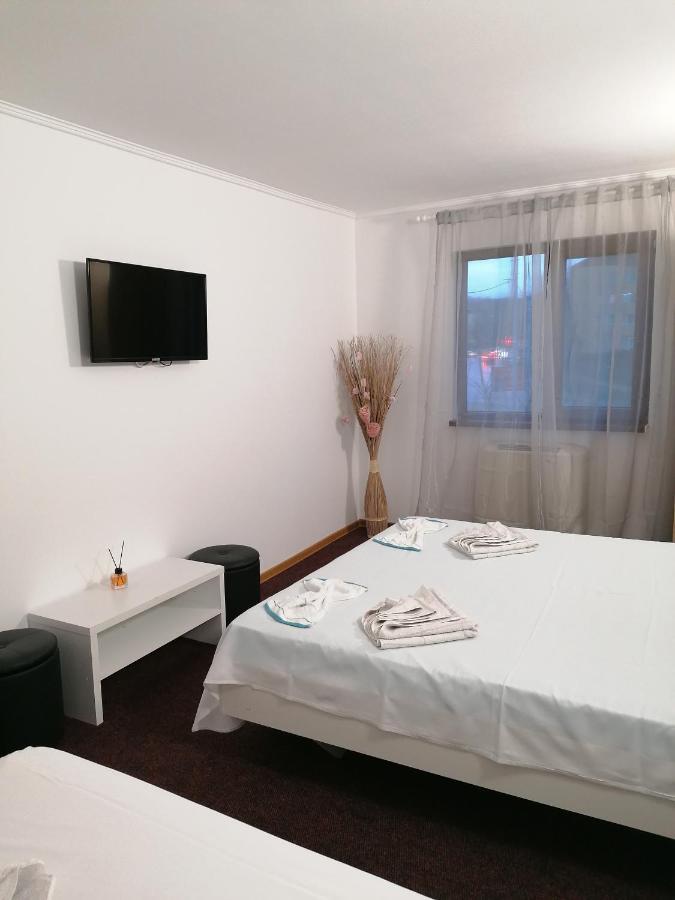 Hotel Hobby Hunedoara Dış mekan fotoğraf