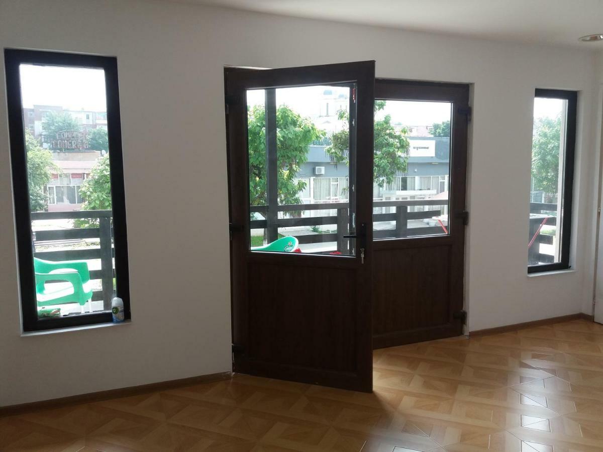 Hotel Hobby Hunedoara Dış mekan fotoğraf