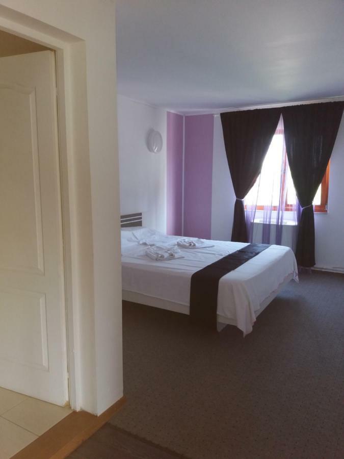 Hotel Hobby Hunedoara Dış mekan fotoğraf