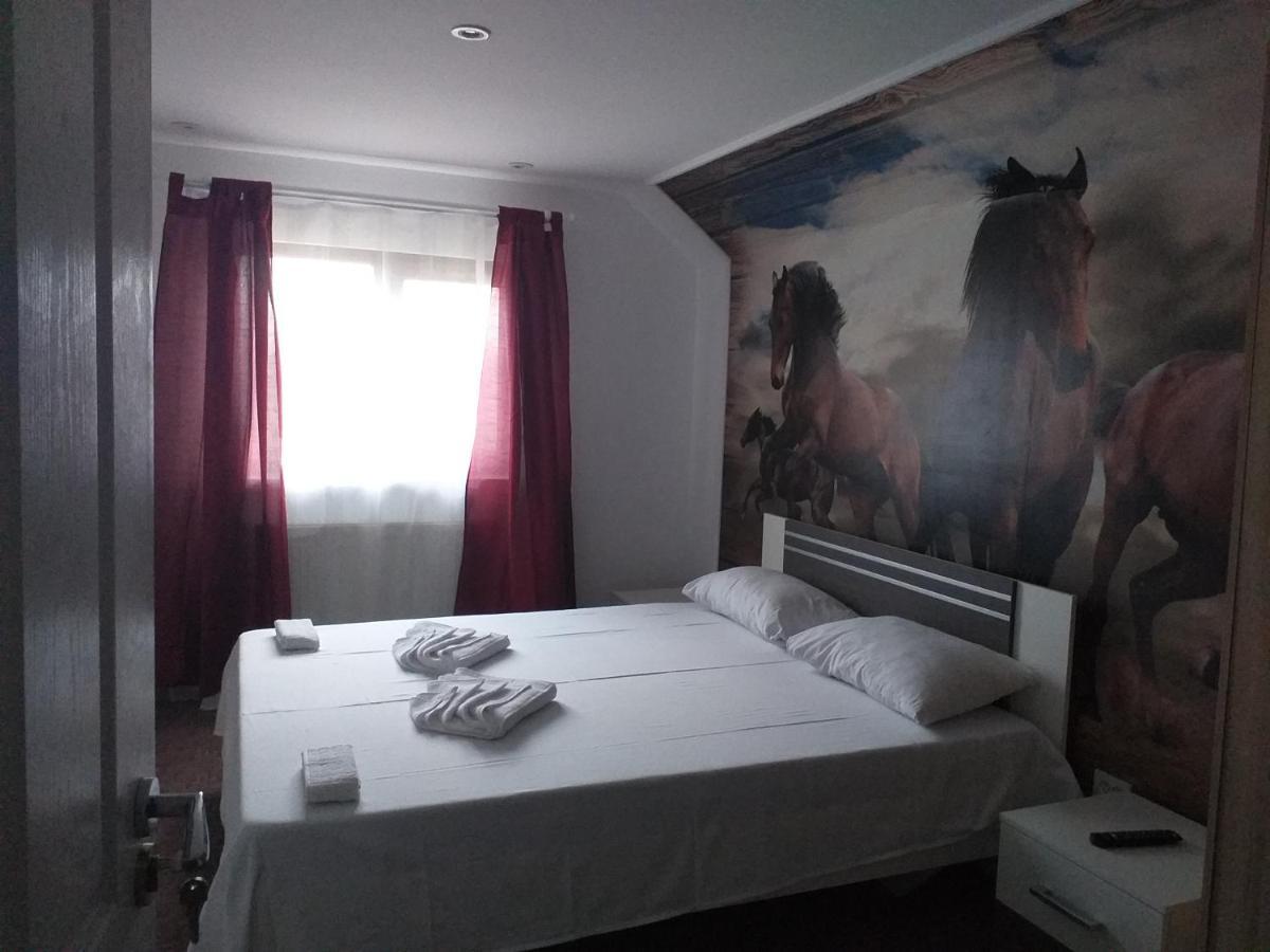 Hotel Hobby Hunedoara Dış mekan fotoğraf