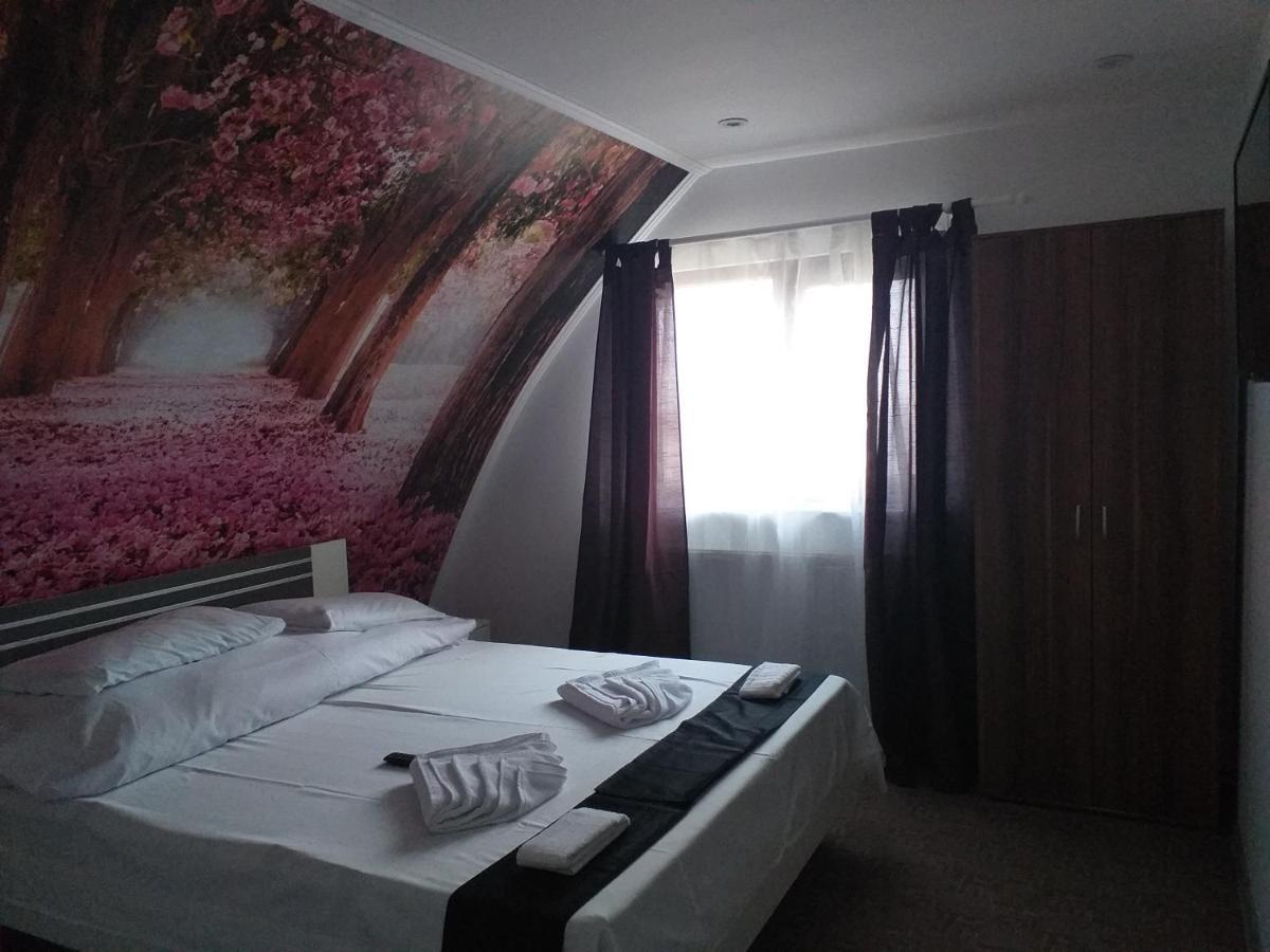 Hotel Hobby Hunedoara Dış mekan fotoğraf