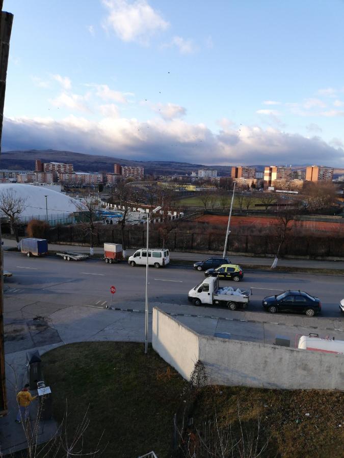 Hotel Hobby Hunedoara Dış mekan fotoğraf