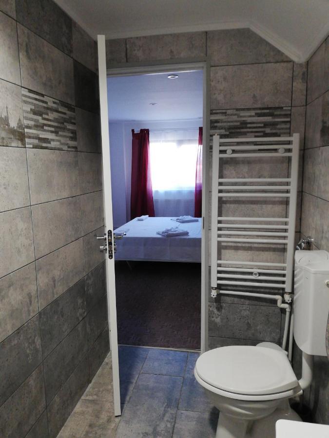 Hotel Hobby Hunedoara Dış mekan fotoğraf