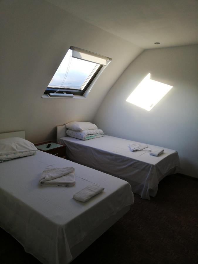 Hotel Hobby Hunedoara Dış mekan fotoğraf